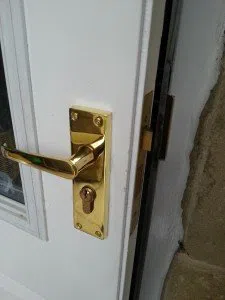Keystone Locksmith Shop West Hartford, CT 860-973-2430 - broken-key-extraction